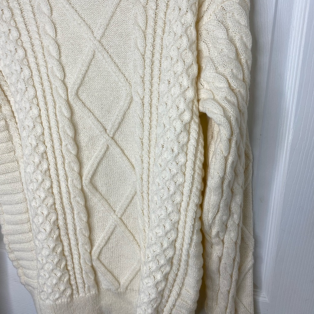 Aelfric Eden Cream Cable Knit Sweater Large - Picture 11 of 11